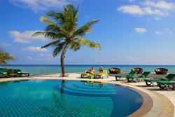 Kuredu Island Resort - Maldives. Swimming pool.